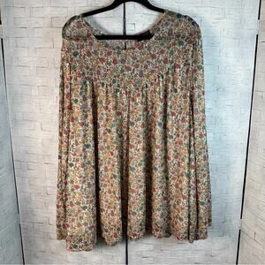Lane Bryant floral peasant, blouse, balloon sleeve
￼ Bohemian hippie plus size